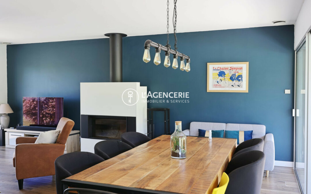 Villa contemporaine avec piscine