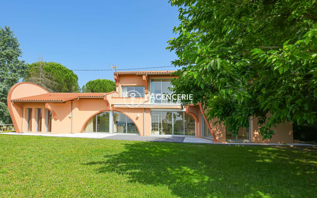 Contemporaine avec vue