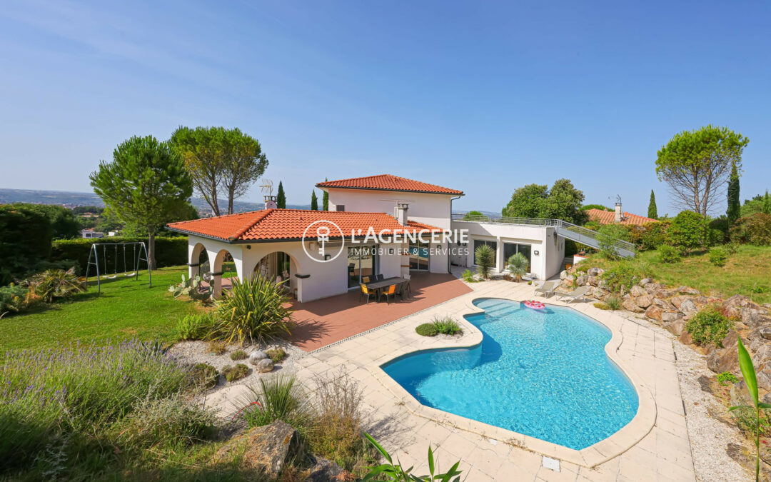 Villa méditerranéenne contemporaine