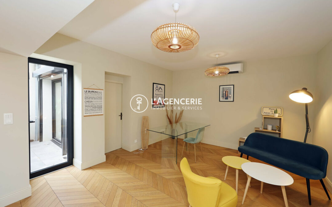 Bureau 67m² avec patio