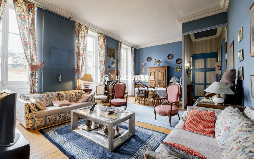 Bordeaux Centre Historique – Appartement 100 m² avec ascenseur, à rénover