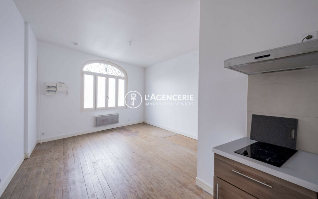 Beau studio non meublé – Coeur Libourne
