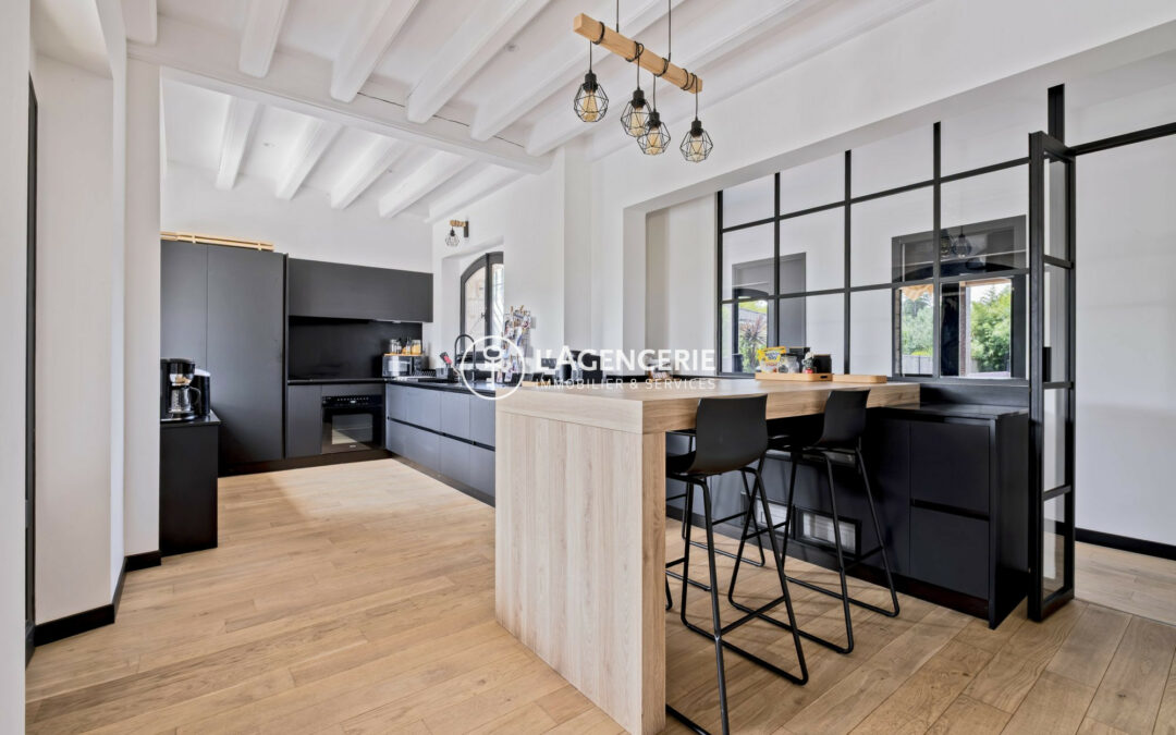 Maison familiale d’exception – 265 m² habitables + 145 m² de sous-sol aménagé – Jardin, piscine & spa