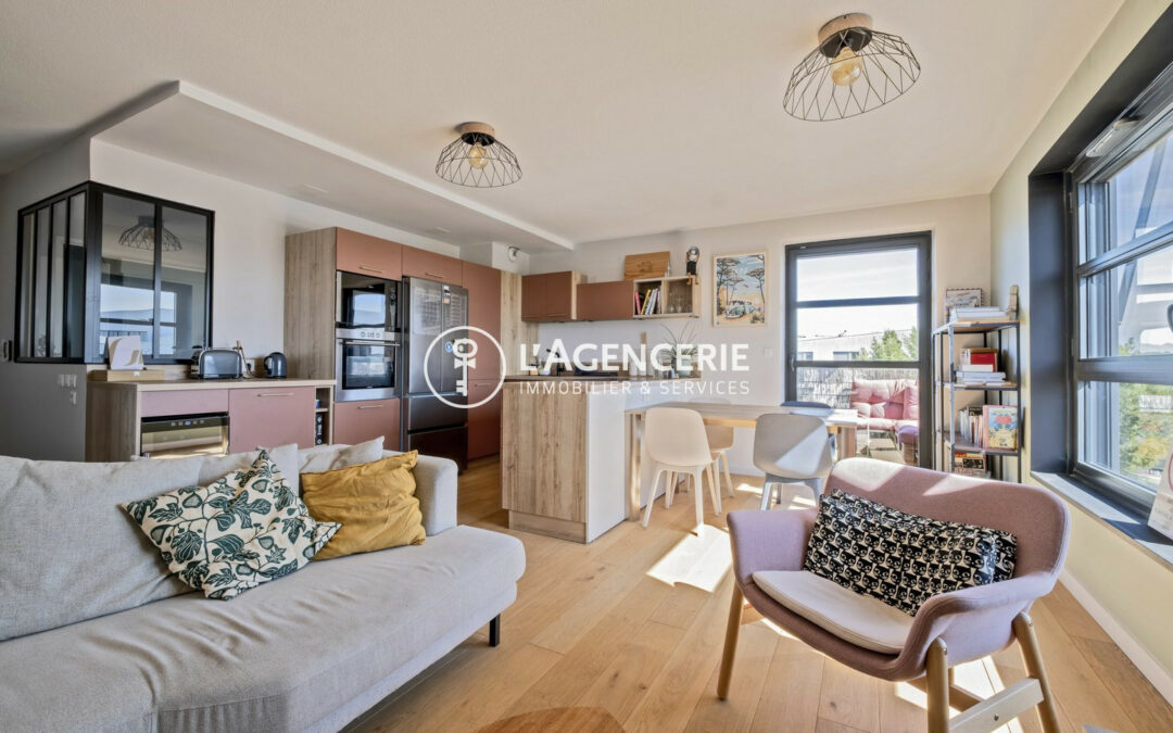 Un appartement de 78m² avec 3 chambres, une terrasse et une place de parking