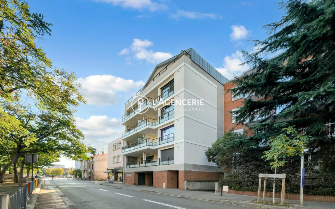 Busca, élégance urbaine – T2 lumineux avec terrasse et stationnement