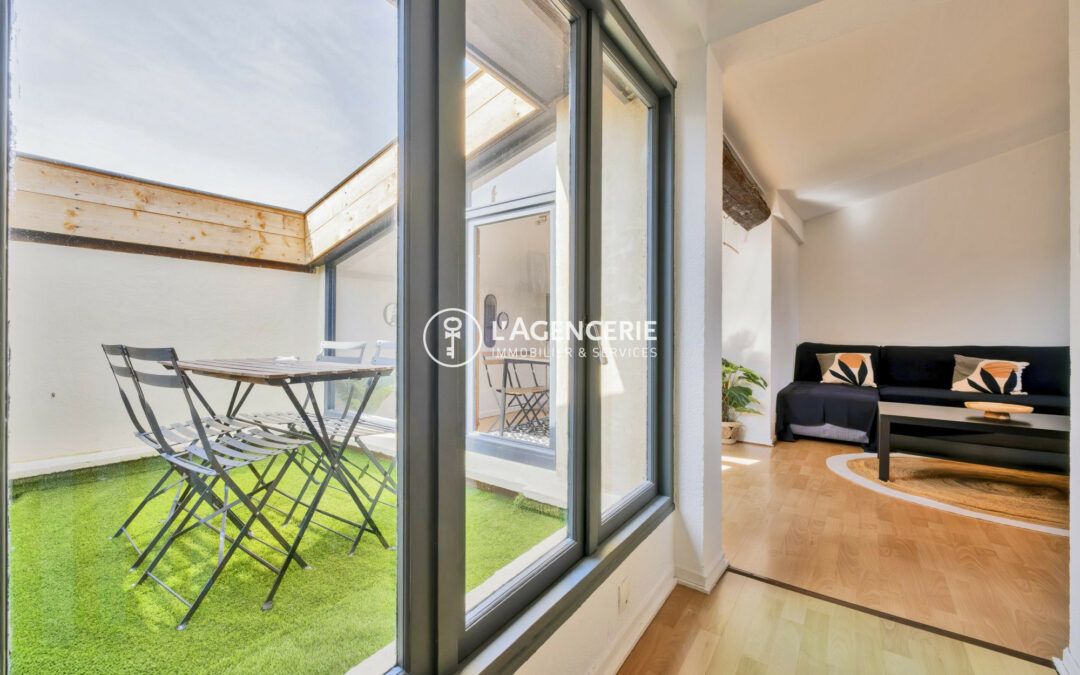 Appartement T2 avec terrasse – Place Pey Berland