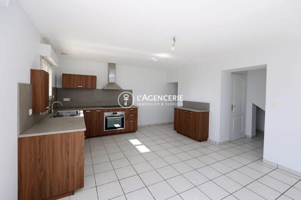 Maison 3 chambres – Garage