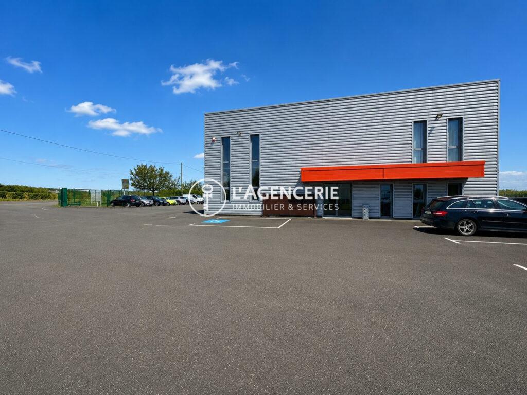 LOCAL D’ACTIVITÉS DE 750 m² – VISIBILITÉ N°1 SUR LA ROCADE D’ALBI