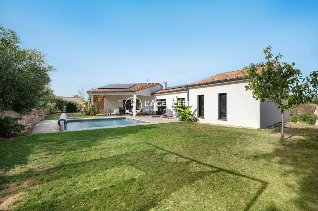 Maison T6 avec sous-sol et piscine